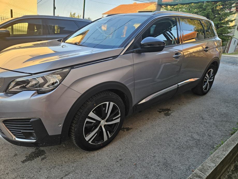 Peugeot 5008 1,2 PureTech ALLURE/Automatik, fotografija 2