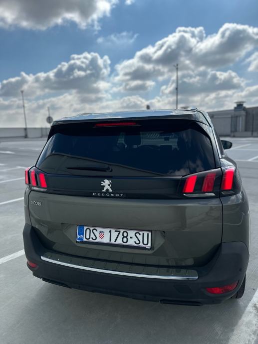 Peugeot 5008 1,2 PureTech Allure Oprema, fotografija 6