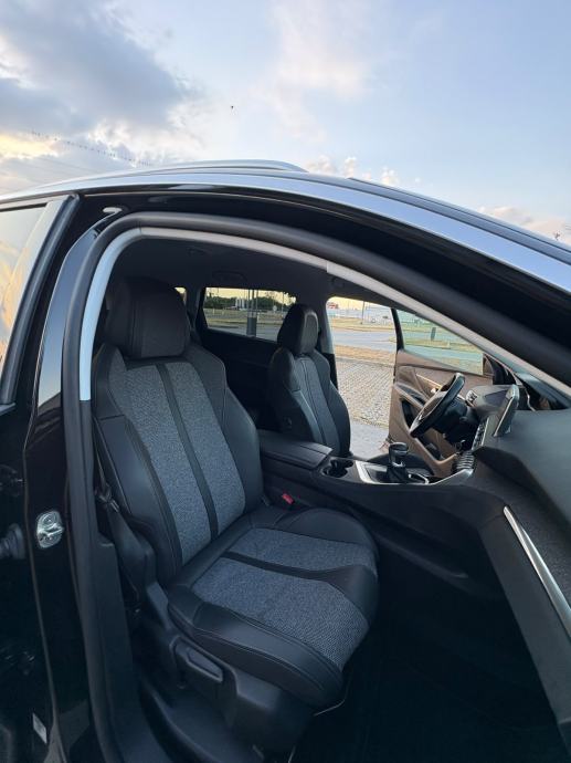 Peugeot 5008 1,2 PureTech, fotografija 7