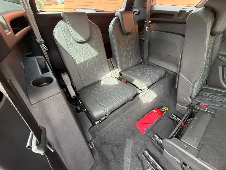 Peugeot 5008 1,5 bluehdi automat •2022•7sjedala•kamera•LeasingBezUčešć, fotografija 16