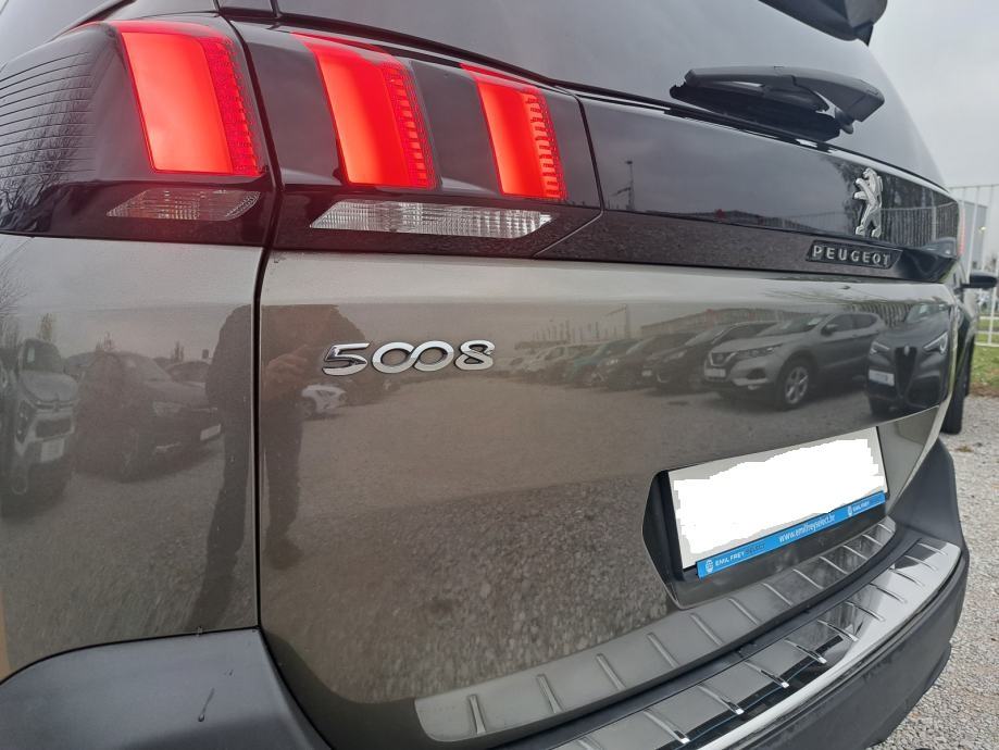 Peugeot 5008 1,5 BlueHDI, fotografija 10