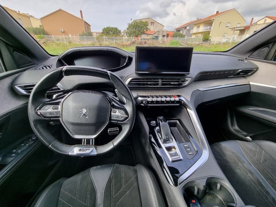 PEUGEOT 5008, NAJBOLJA GT OPREMA 1,5 BlueHDI,AUTOMATIK, TOP STANJE, fotografija 7