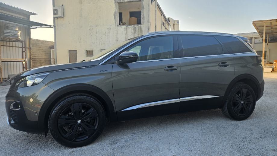 Peugeot 5008 1,6 BlueHDI GT-Line *360° KAMERE*VIRTUAL*RADAR*KEYLESS*, fotografija 3
