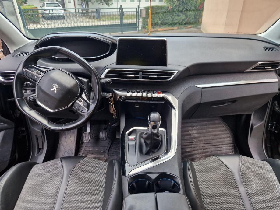 Peugeot 5008 1,6 BlueHDI, fotografija 7
