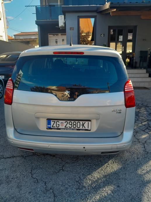 Peugeot 5008 1.6 hdi automatik 2014 godina, fotografija 3