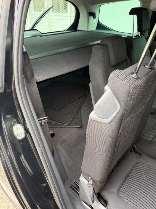 PEUGEOT 5008 1.6 HDI - 7 SJEDALA - REGISTRIRAN DO 7/27 - HRV. AUTO !!!, fotografija 18