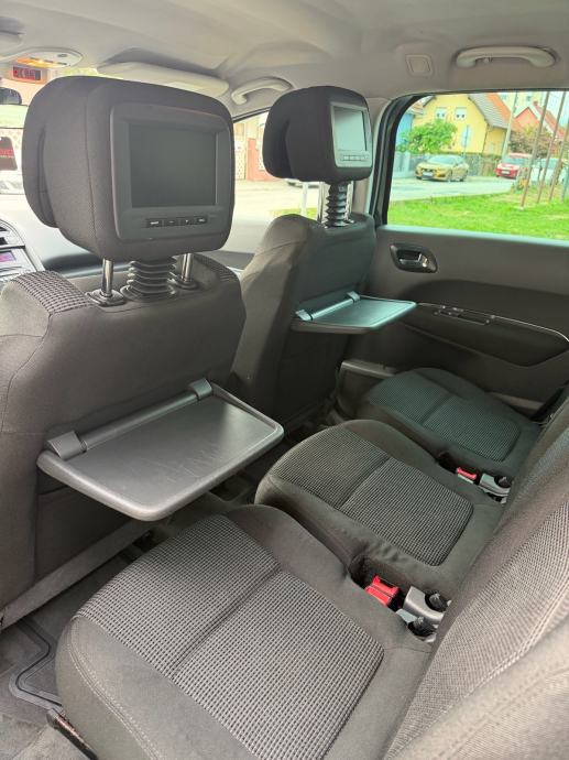 PEUGEOT 5008 1.6 HDI - 7 SJEDALA - REGISTRIRAN DO 7/27 - HRV. AUTO !!!, fotografija 17