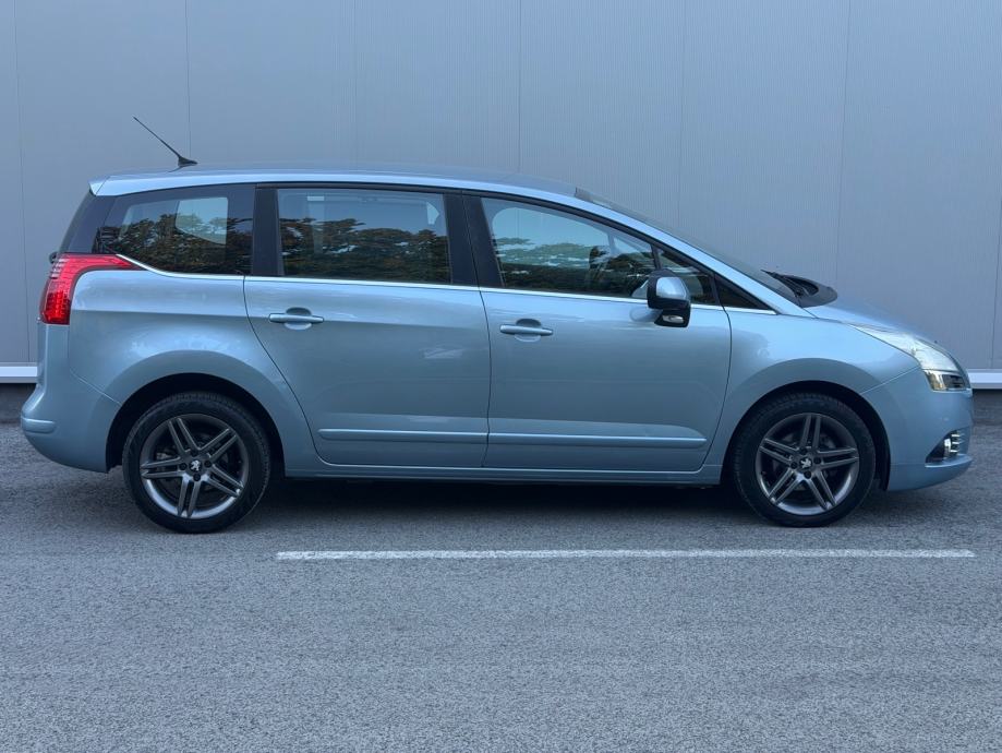 Peugeot 5008 1,6 HDi / REGAN / KLIMA / TOP STANJE, fotografija 8