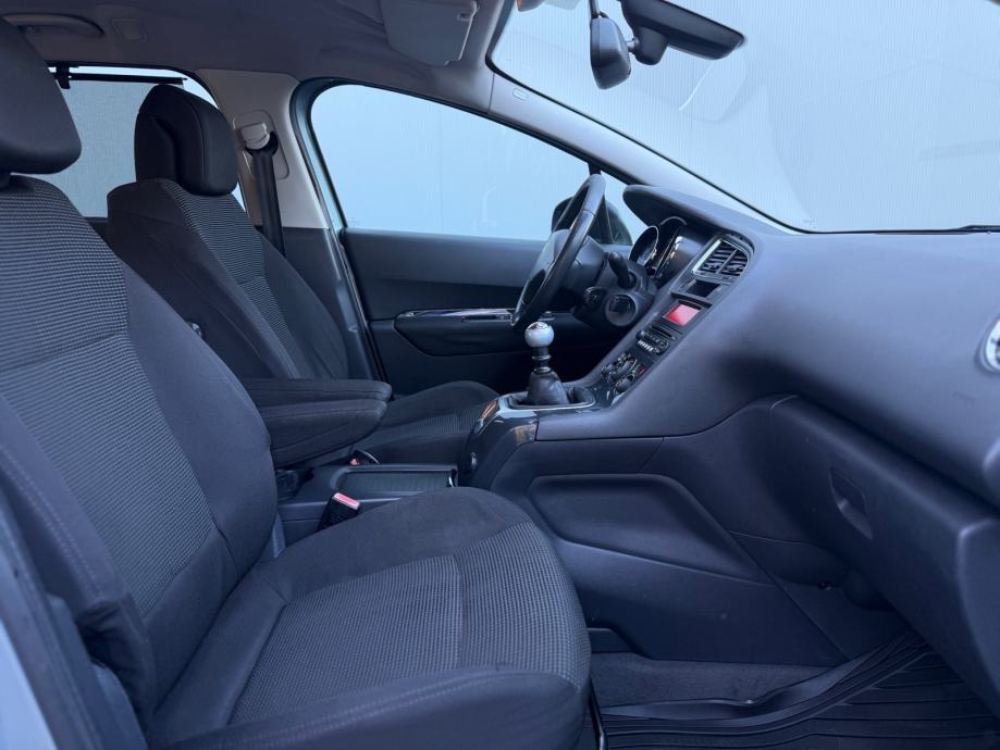 Peugeot 5008 1,6 HDi / REGAN / KLIMA / TOP STANJE, fotografija 15