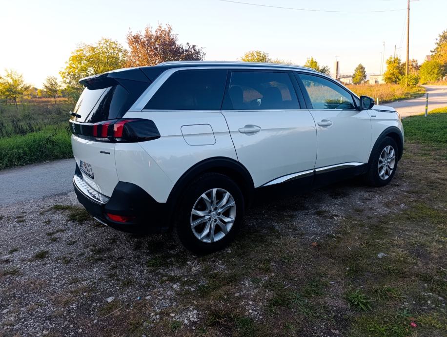 Peugeot 5008 2,0 BlueHDI, fotografija 5