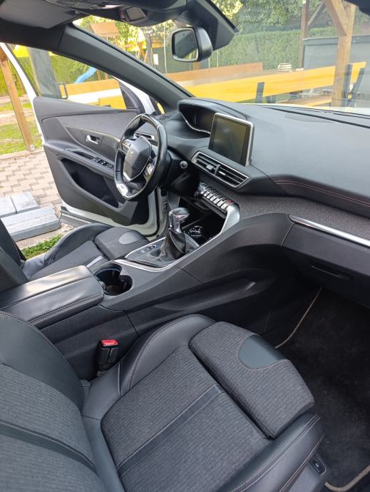 Peugeot 5008 2,0 BlueHDI, fotografija 7