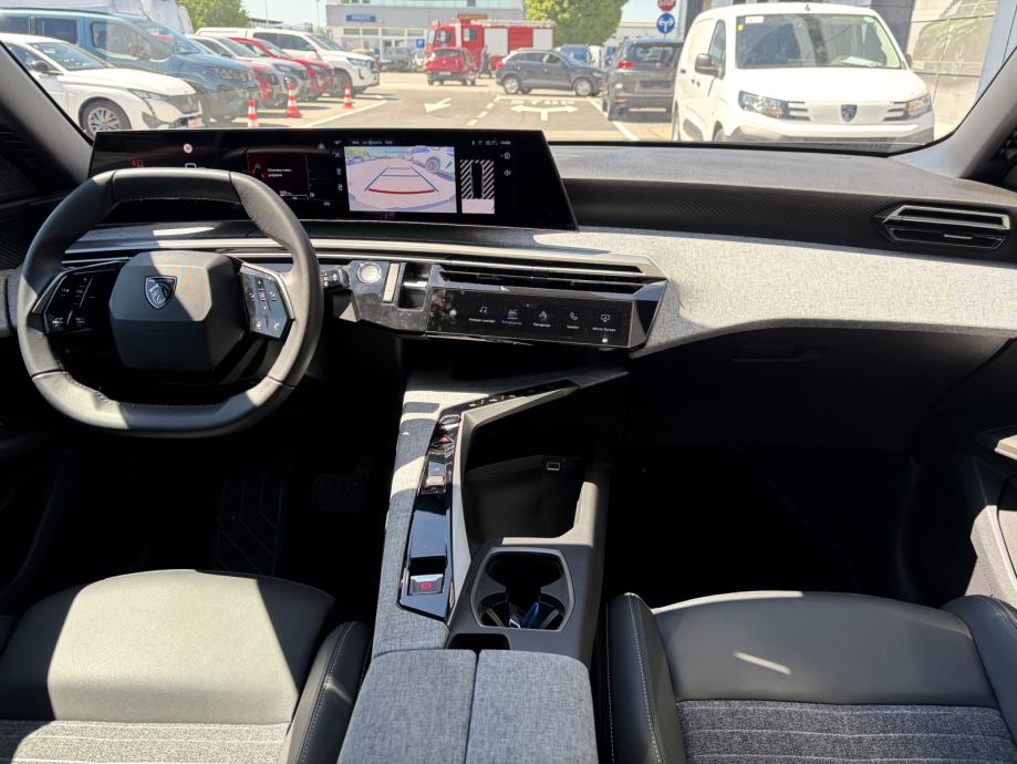 Peugeot 5008 ALLURE HYBRID 145 e-DCS6 automatik, fotografija 7