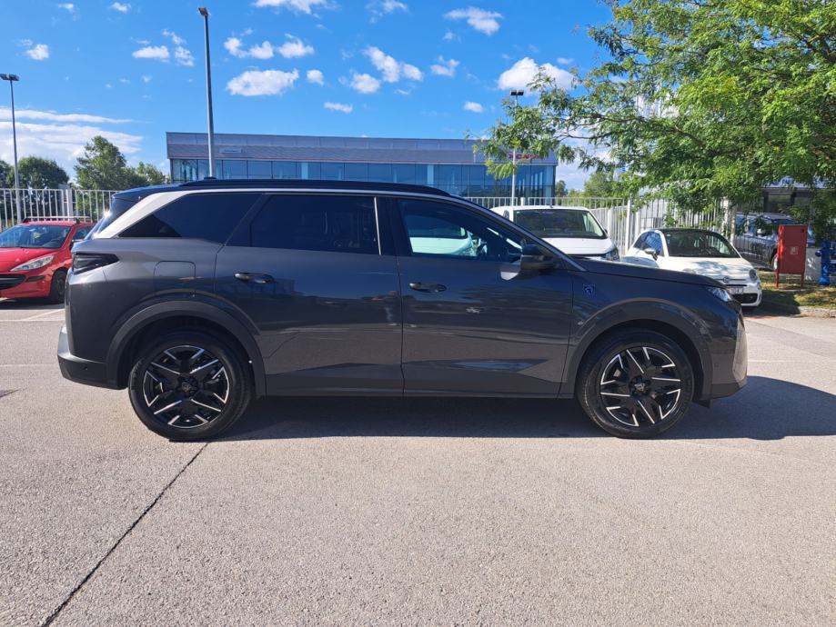 Peugeot 5008 GT HYBRID 145 e-DCS6, fotografija 5