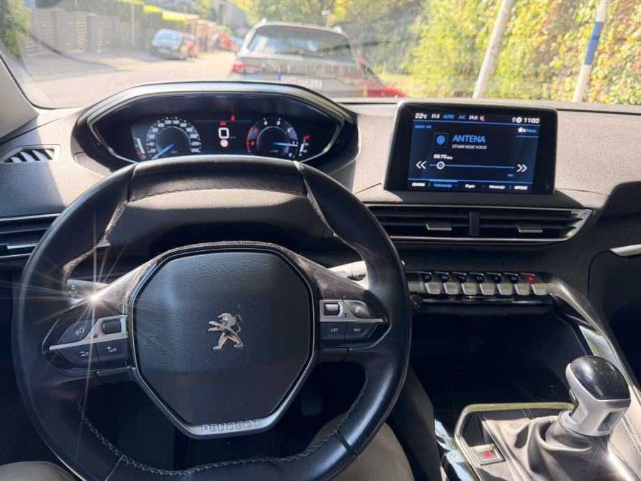 Peugeot 5008 (II) 7s 1,5 BlueHDi 130 Allure '20.g 115tkm 1.vl pano PDV, fotografija 10