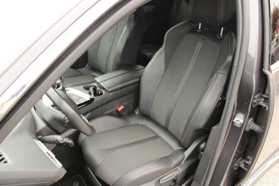 Peugeot 5008 Puretech 130 GT-Line 7 sjedala *PANORAMA, KAMERA, NAVIGAC, fotografija 11