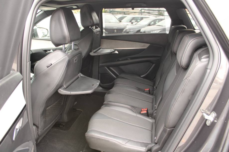 Peugeot 5008 Puretech 130 GT-Line 7 sjedala *PANORAMA, KAMERA, NAVIGAC, fotografija 12