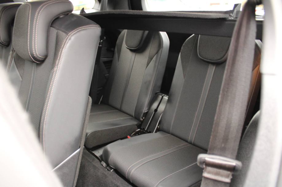 Peugeot 5008 Puretech 130 GT-Line 7 sjedala *PANORAMA, KAMERA, NAVIGAC, fotografija 14