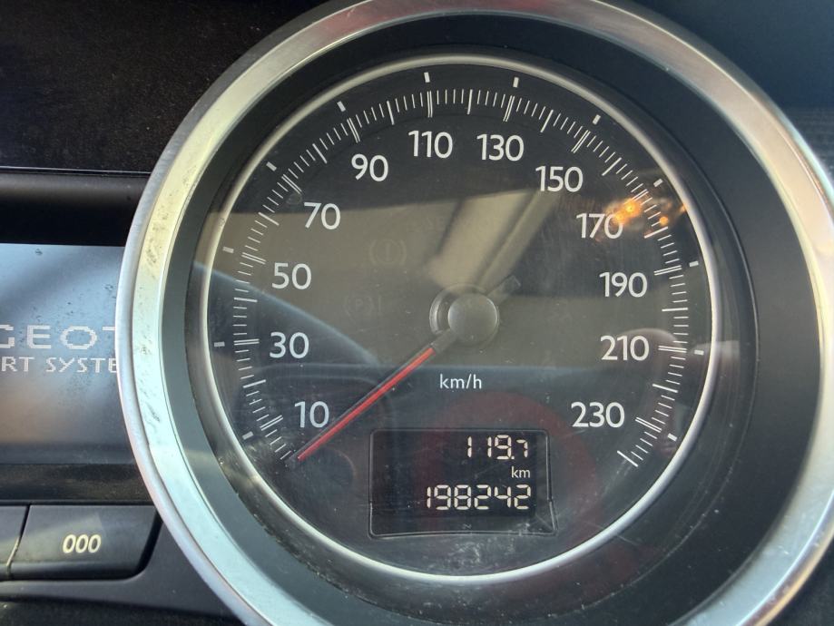 Peugeot 508 1,6 HDi 115 ks, VELIKI SERVIS, NAVIGACIJA, REG 08/2027, fotografija 14