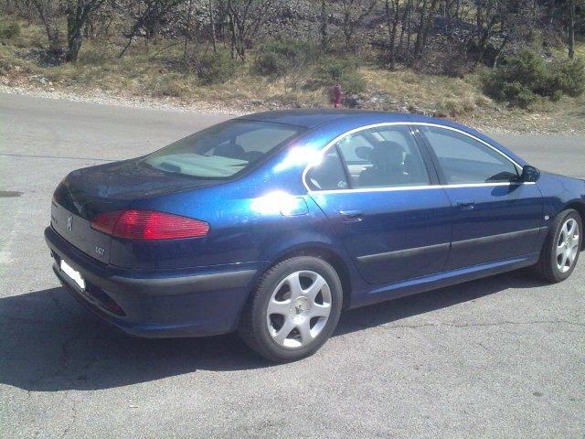 Peugeot 607 2001