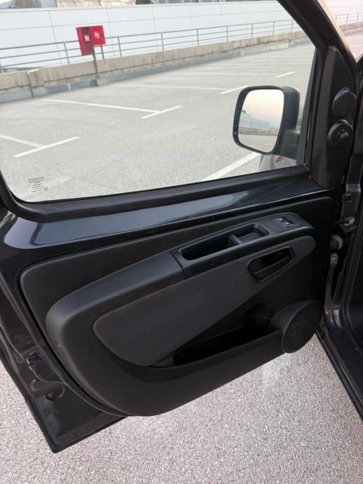 Peugeot Bipper Tepee automatik 1.3 Hdi, fotografija 19
