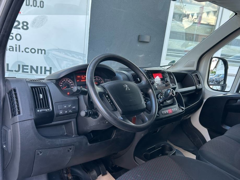 Peugeot Boxer 2,2 BlueHDi 103KW.2020G.NOVI MODEL SERVISNA KNJIGA TOP, fotografija 16
