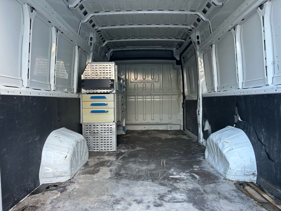 Peugeot Boxer 2,2 BlueHDi 103KW.2020G.NOVI MODEL SERVISNA KNJIGA TOP, fotografija 14