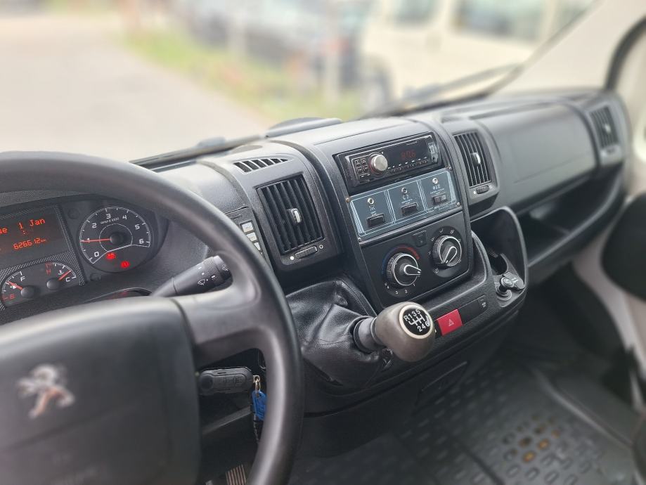 Peugeot Boxer 333 Kombi 2,2 HDi, fotografija 8