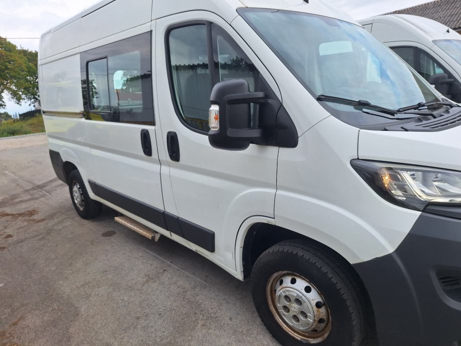 Peugeot Boxer 333 Kombi 2,2 HDi, fotografija 3