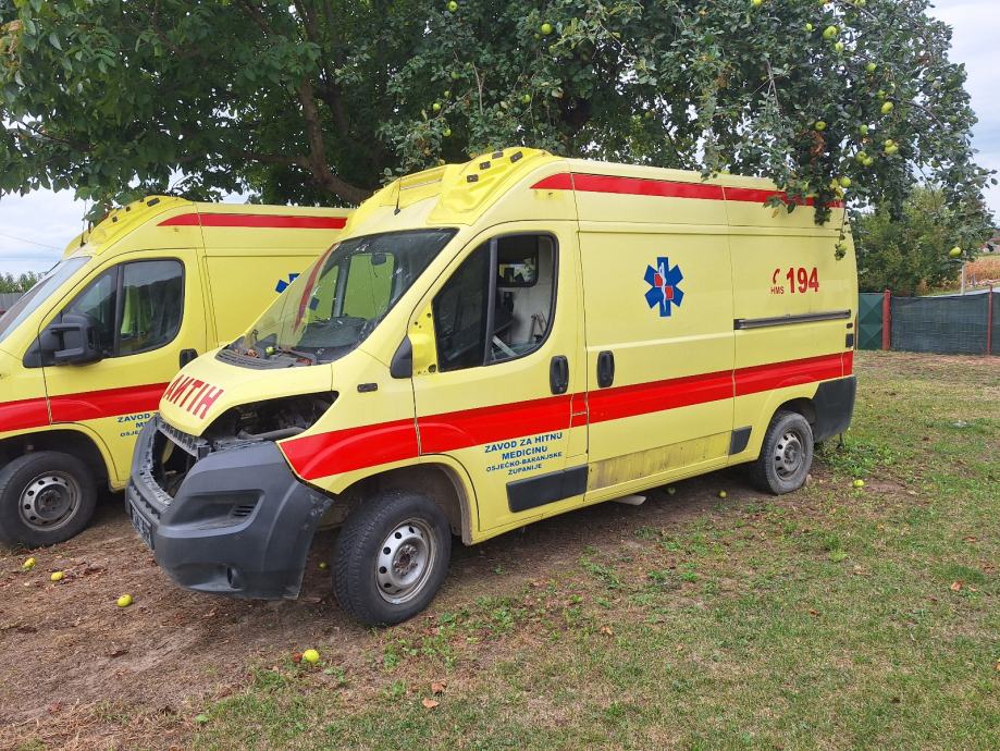 Peugeot Boxer 333 Kombi 2,2 HDi, fotografija 15