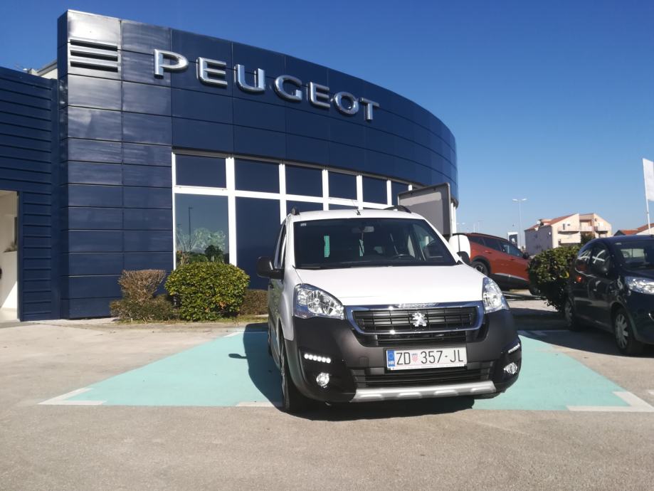 Peugeot Partner 1,6 BlueHDi max očuvano vozilo USLUŽNA PRODAJA !!!