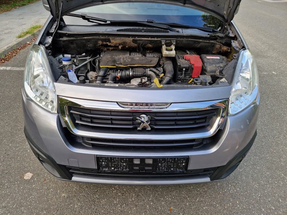 Peugeot Partner 1,6 BlueHDi,redizajn,6 brzina,reg god dana, fotografija 9