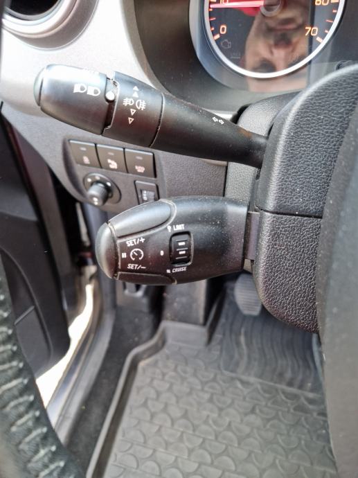 Peugeot Partner 1,6 BlueHDi,redizajn,6 brzina,reg god dana, fotografija 19