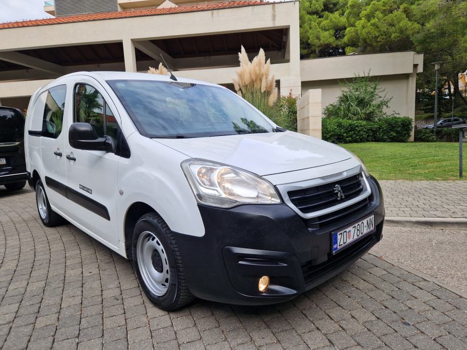 Peugeot Partner 1,6 BlueHDi, fotografija 20