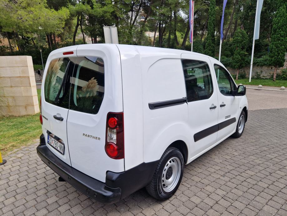Peugeot Partner 1,6 BlueHDi, fotografija 19
