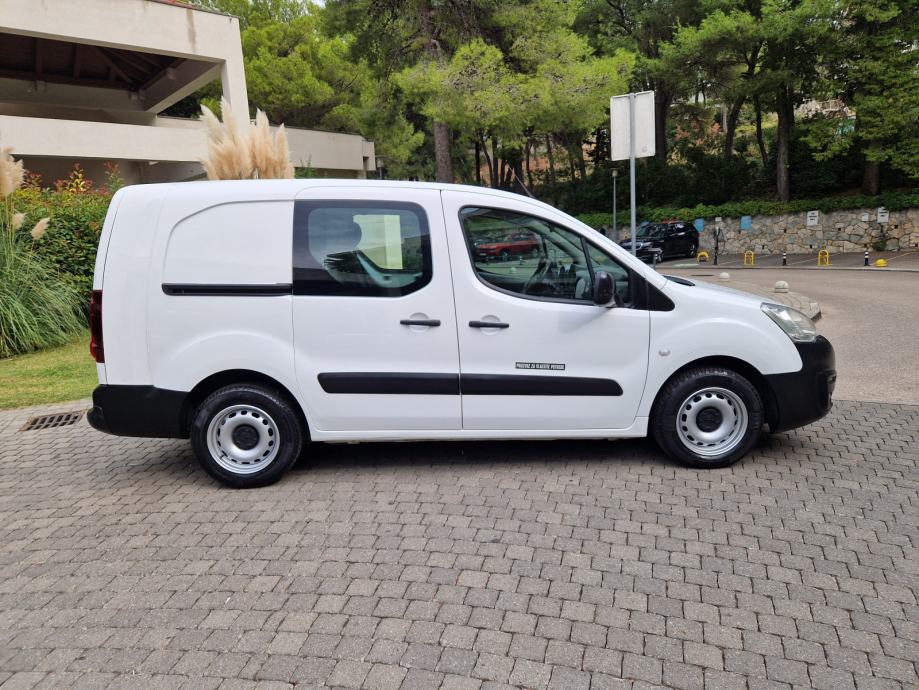 Peugeot Partner 1,6 BlueHDi, fotografija 18