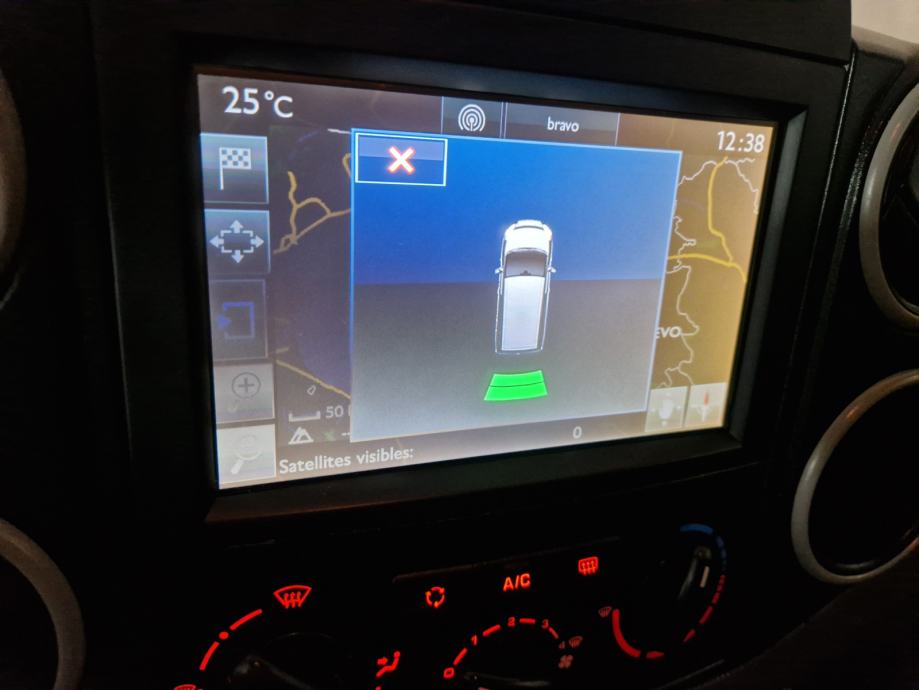 Peugeot Partner 1,6 BlueHDi, fotografija 15