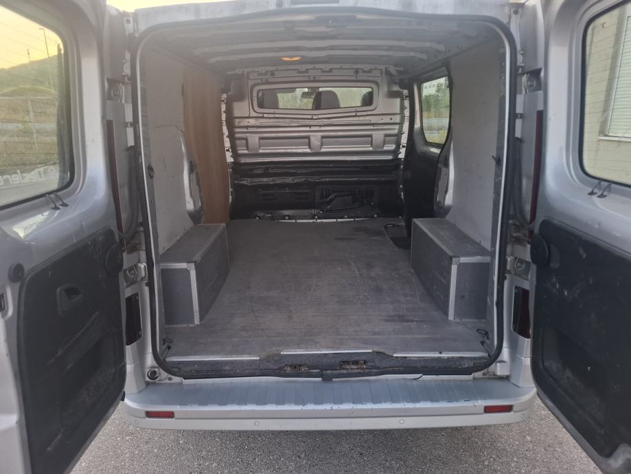 Opel vivaro 1.6cdti, fotografija 4