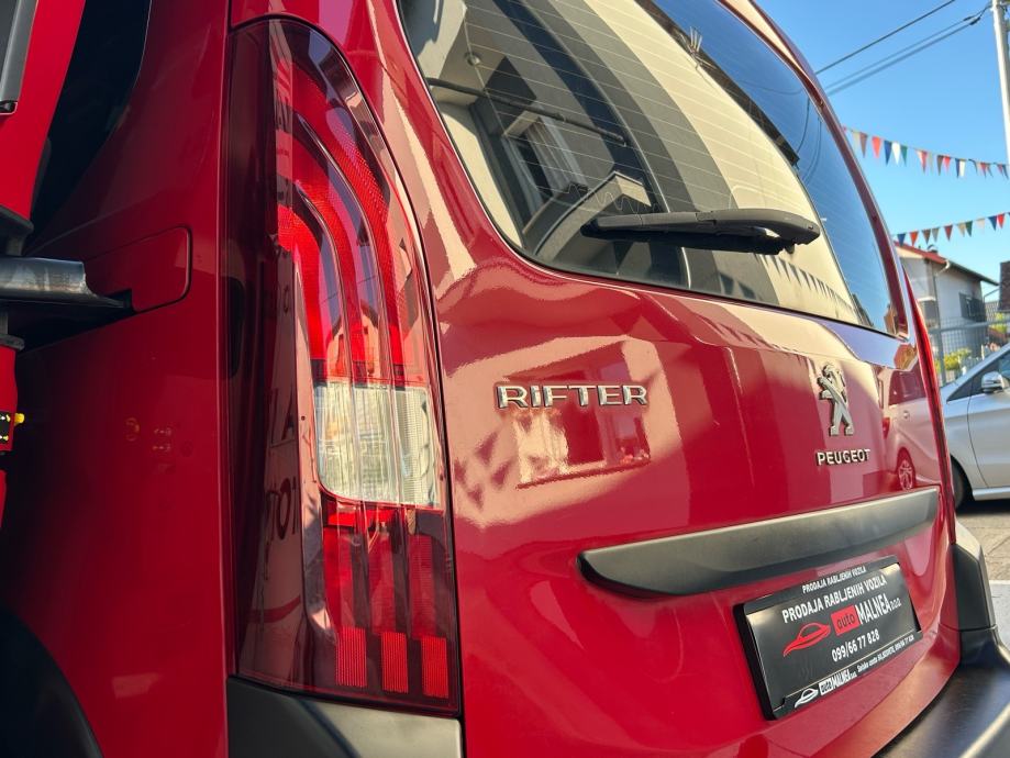 Peugeot Rifter 1,5 HDI 2019G.M-1 NOVI MODEL KOPLETNA VELIKI SERVISNA, fotografija 15