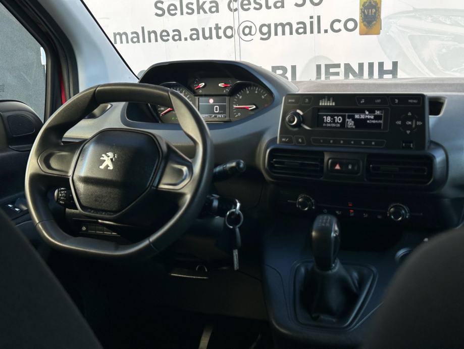 Peugeot Rifter 1,5 HDI 2019G.M-1 NOVI MODEL KOPLETNA VELIKI SERVISNA, fotografija 20