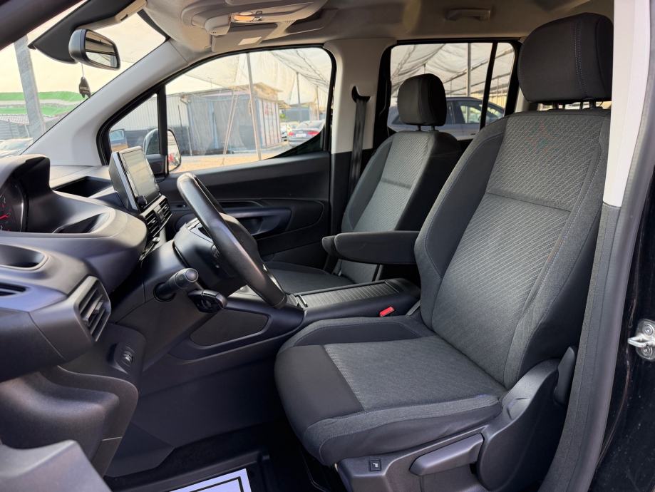 Peugeot Rifter 1,5HDI VELIKI SERVIS,TEMPOMAT,PDC,KUKA,JAMSTVO, fotografija 11