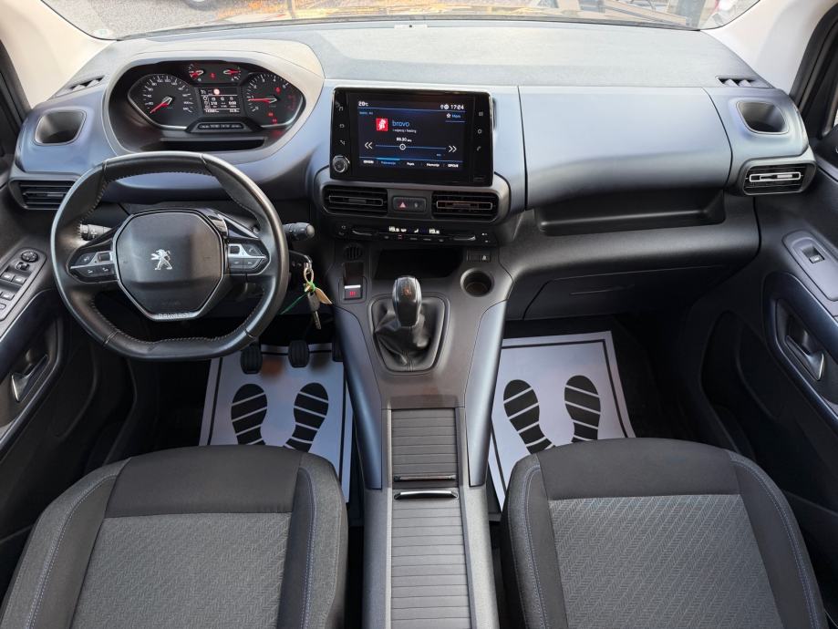 Peugeot Rifter 1,5HDI VELIKI SERVIS,TEMPOMAT,PDC,KUKA,JAMSTVO, fotografija 12