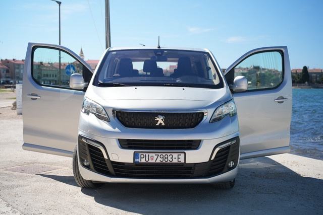 Peugeot Traveller 2,0 BlueHDi automatik, fotografija 2