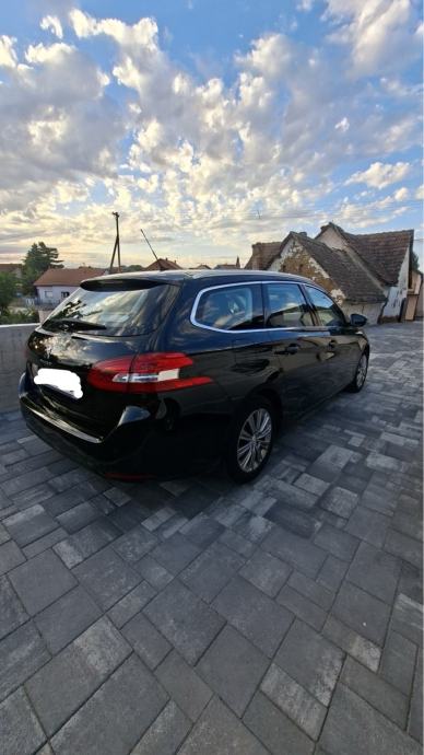 Peuget 308 automatik, fotografija 8