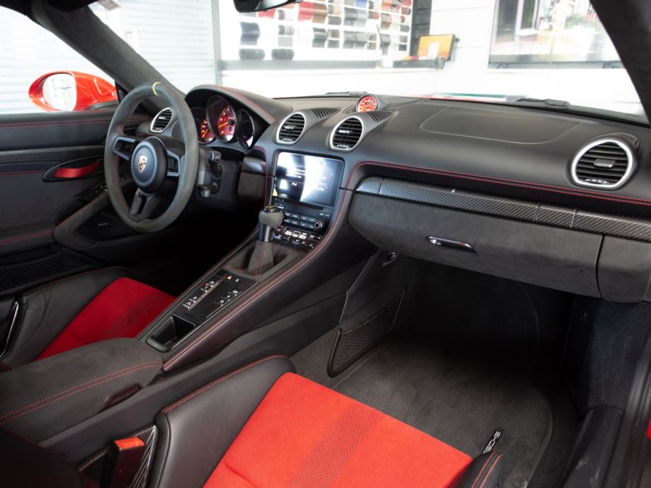Porsche 718 Spyder RS (PORSCHE APPROVED JAMSTVO), fotografija 15