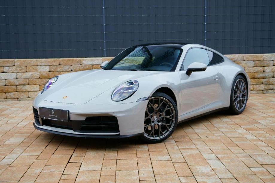 Porsche 911 992.2 Carrera Chrono, fotografija 2