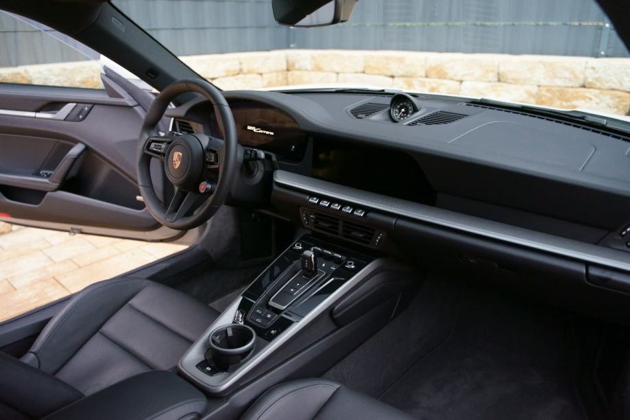 Porsche 911 992.2 Carrera Chrono, fotografija 5
