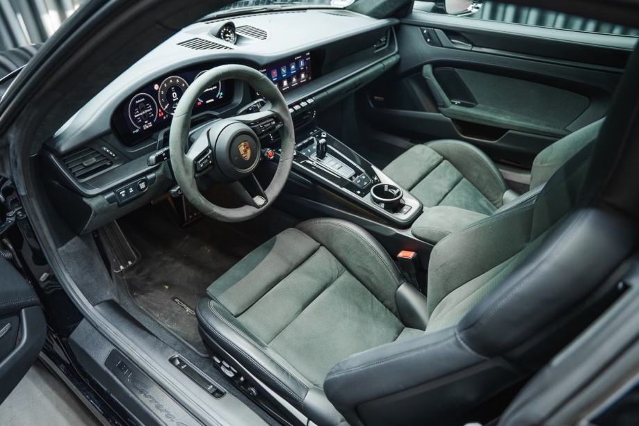 Porsche 911 992.2 Carrera 4 GTS HD Matrix PANO Lift, fotografija 7