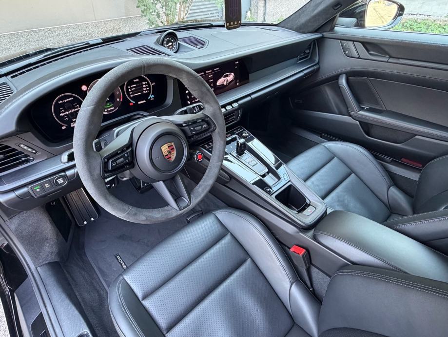 ***PORSCHE 911 992.2 GTS 3,6*** 4 KOTAČA SKRETANJE, BOSE, MATRIX u PDV, fotografija 9