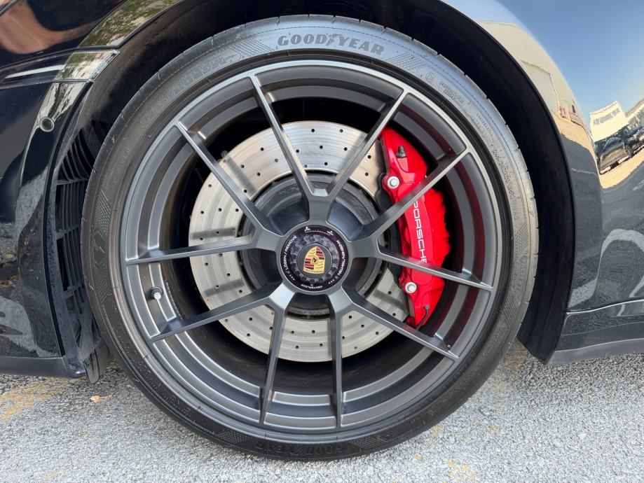 ***PORSCHE 911 992.2 GTS 3,6*** 4 KOTAČA SKRETANJE, BOSE, MATRIX u PDV, fotografija 11