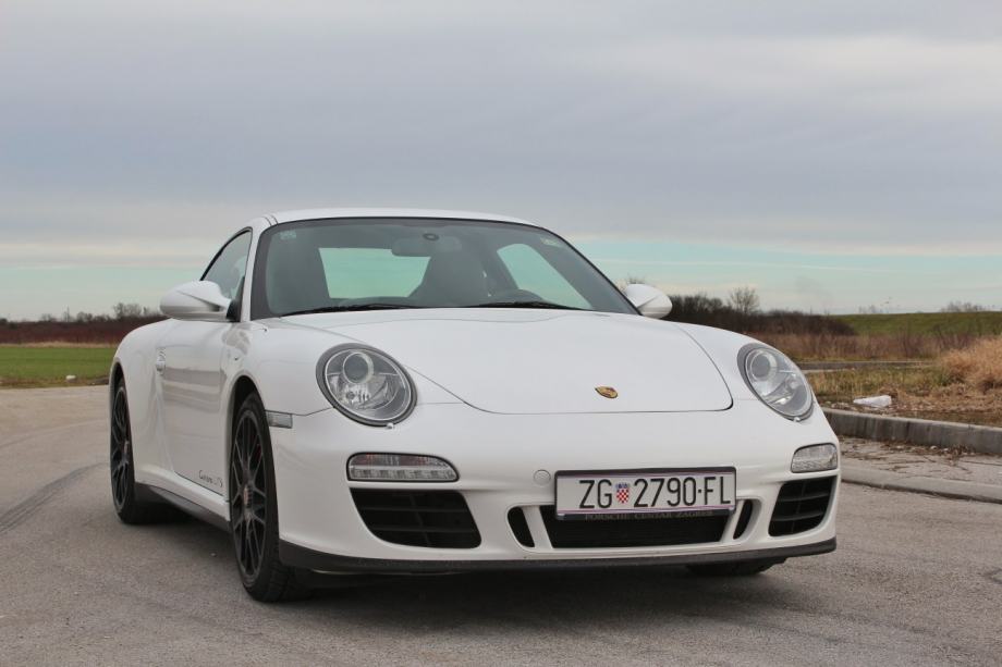 Porsche 911 GTS, 2011 god.
